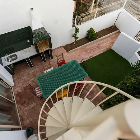 Dom wakacyjny 90 Seconds To The