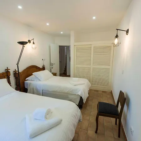 90 Seconds To The Dom wakacyjny